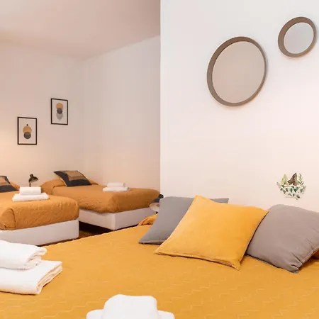 Tree Industrial Casa de hóspedes